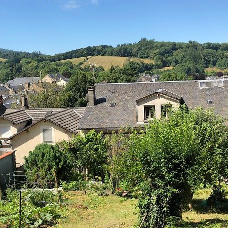 Brassac Chez Charlotte Et Michel公寓 外观 照片