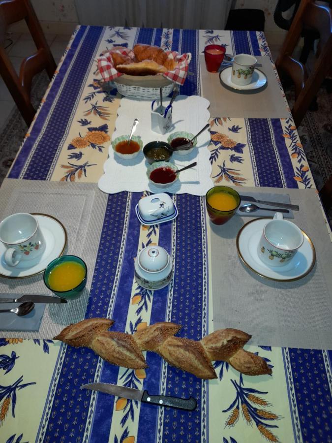 Brassac Chez Charlotte Et Michel公寓 外观 照片